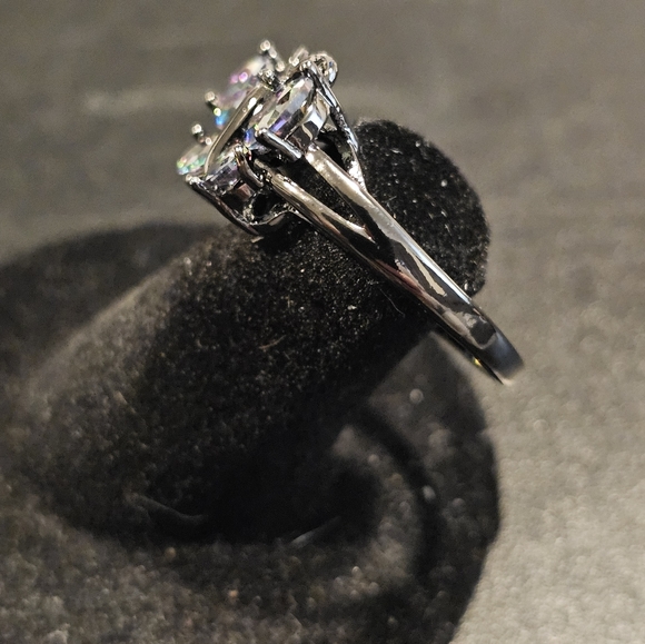 Vintage butterfly ring - Picture 2 of 6